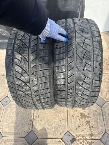 Шины: Шины 245 / 40 / R 18, Зима, Б/у, Комплект, Легковые, Корея, Jinyu — 2