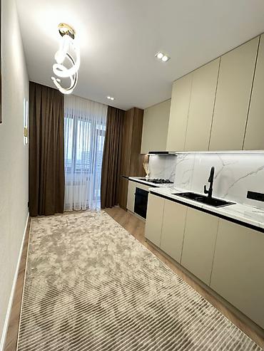 Продажа квартир: 2 комнаты, 65 м² — 2