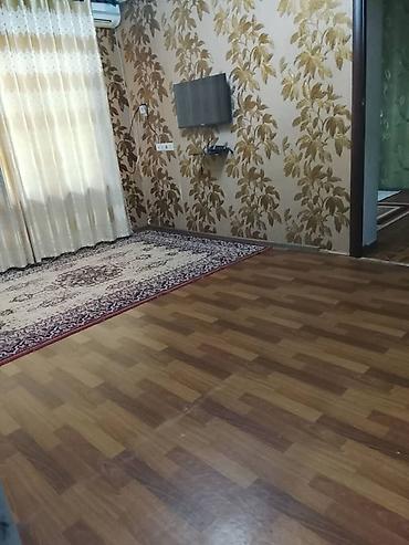 Долгосрочная аренда квартир: 3 комнаты, С мебелью частично — 8