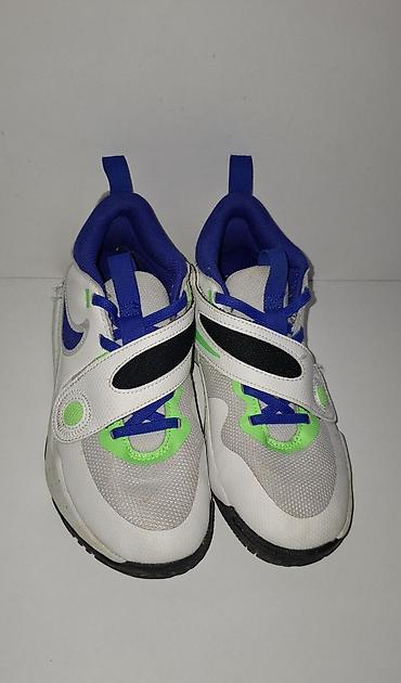 bele sandale na platformu: Nike patike za decu – model DV - Oznaka veličine: US 3Y / UK 2.5 / EU — 2