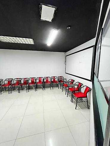 ремонт офис: Сдаю Офисный кабинет: IT-компания, 27 м², В административном здании, С ремонтом, С парковкой — 1