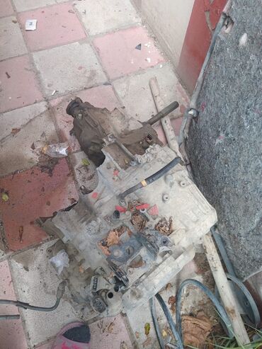 Digər avtomobil ehtiyat hissələri: Toyota Rav 4 ili 2000
Usden cixma orginaldir qiymeti munasib olacaq — 5