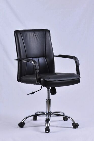 Ofis və oyun kresloları: Yeni, Təkərli, Qolları tənzimlənir, Dəri — 13