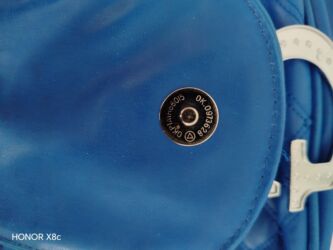 Torbe: Torba je ocuvana, ima mala ostecenja slika broj 9 i 10 — 7