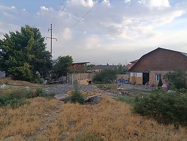 Продажа коттеджей и домов: Продаю дом в новопокровке ройон пост гай участок по документам 6 соток — 6