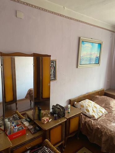 Пластиковые окна на заказ: Продаётся 4х комнатная квартира на третьем этаже, в спальном районе at lalafo.kg — 24 Пластиковые окна на заказ: Продаётся 4х комнатная квартира на третьем этаже, в спальном районе — 24