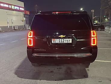 ремонт лобового стекла рядом: Chevrolet Suburban: 2017 г., Внедорожник — 8
