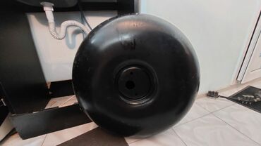 Yanacaq çənləri: Maşın üçün qaz balonu. X5 üzərində olub cəmi 1 dəfə qaz vurulub — 2