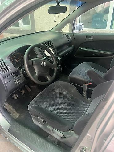 step wgn: Honda Stream: 2001 г., 1.7 л, Механика, Бензин, Универсал — 5