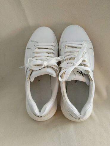 Women's Sneakers and athletic shoes: Calvin Klein, 38, bоја - Bela — 4