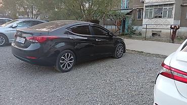 монитор с камерой заднего вида: Hyundai Avante: 2016 г., 1.6 л, Автомат, Бензин, Седан — 4
