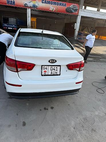 suzuki 125: Kia Rio: 2015 г., 1.4 л, Механика, Бензин, Седан — 4