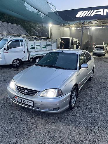 голы б4: Toyota Avensis: 2002 г., 2 л, Механика, Бензин, Седан — 5