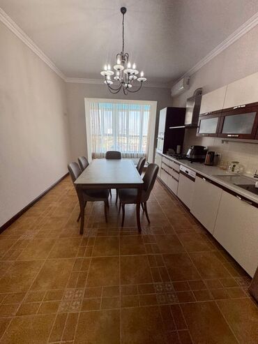квартира арча бегик: 4 бөлмө, 236 кв. м, Элитка, 5 кабат, Евроремонт