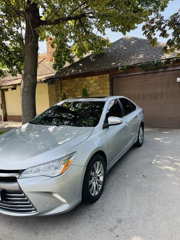 срочно в связи с переездом: Toyota Camry: 2015 г., 2.5 л, Автомат, Бензин, Седан