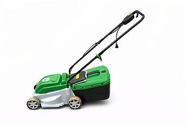 traktor elanları: Qazon biçən 2400 vatt Kömürsüz model qiymət 165 azn Globex – yüzlərlə — 1