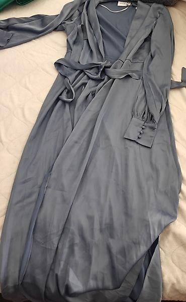 pull and bear jeans: Vila saten haljina. Vel 36, odgovara od jaceg s do jaceg m. Twist je — 3