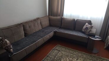 Çarpayılar: Künc divan, Parça