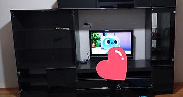 qara un: İşlənmiş, TV stend, Türkiyə — 2