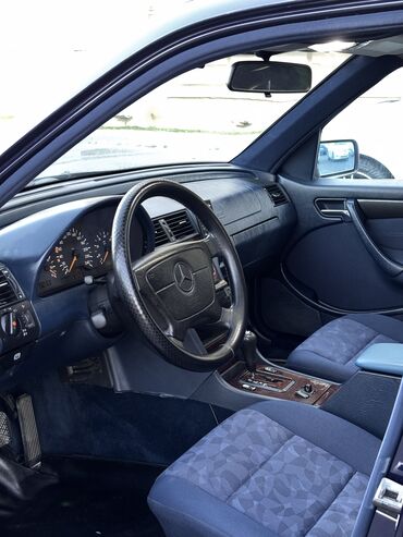 Mercedes-Benz: Mercedes-Benz C 180: 1.8 l | 1998 il Sedan — 12