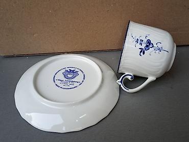 cup pohlepe: Lux šolja za kafu sa tacnom – Villeroy & Boch, kolekcija Old — 4