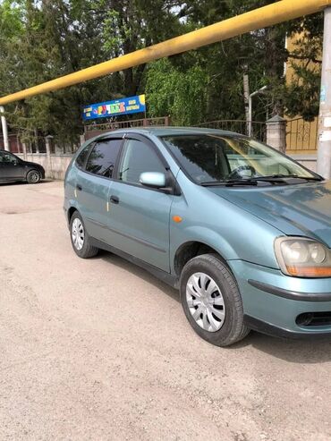 ош арзан машиналар: Nissan Almera Tino: 2001 г., 1.8 л, Механика, Бензин, Хетчбек