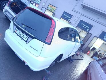 Honda: Honda Stream: 2005 г., 1.7 л, Автомат, Бензин — 1