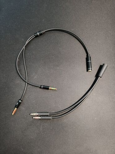 Aux Splitter kabel telefon ucun nezerde tutulan qulaqciqlari komputer