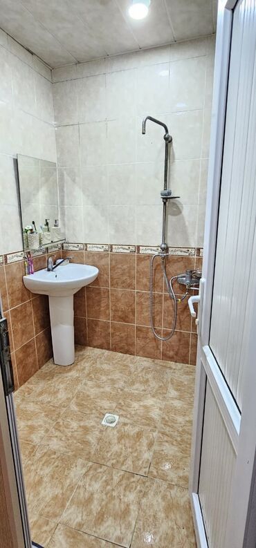 Yeni tikili: 3 otaqlı, Yeni tikili, 60 kv. m -da lalafo.az — 16 Yeni tikili: 3 otaqlı, Yeni tikili, 60 kv. m — 16