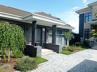 Кровля крыши: Профессиональный монтаж софитов и водосточных систем для частных домов — 4