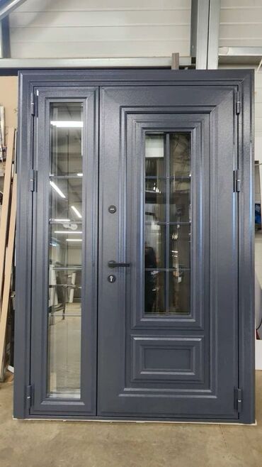 Giriş qapıları: Mənzil üçün Yeni Giriş qapısı Şəbəkə ilə, Pulsuz quraşdırma, Ünvandan götürmə, Pulsuz çatdırılma, Ödənişli çatdırılma — 7