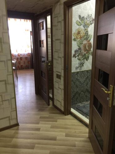 Uzunmüddətli kirayə mənzillər: Xırdalanda riyadd ticarət mərkəzinə yaxın 10 mertebeli binanın 5-ci — 8