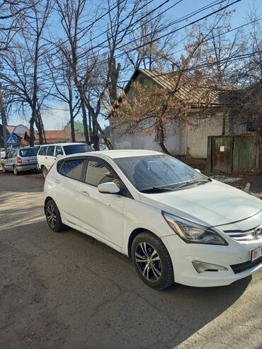 Hyundai: Hyundai Solaris: 2014 г., 1.6 л, Автомат, Бензин, Хэтчбэк