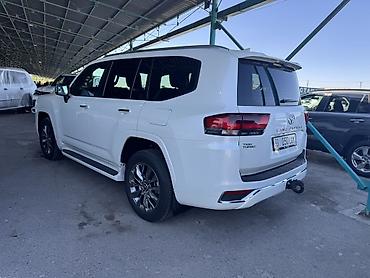 lend cruiser: Toyota Land Cruiser: 2022 г., Внедорожник — 6