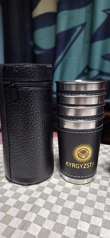 Другие комплектующие: Стальные рюмки, 4шт. в чехле (дермантин). С рисунком национального — 17