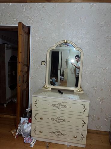 Beşiklər: Oğlan və qız üçün, Dördbucaq, Beşik, Dəstsiz, Matras ilə, Yellənmə mexanizmsiz — 3