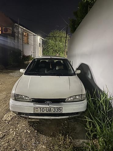 ford focus 2000: Ford Mondeo: 1.8 l | 1998 il — 1