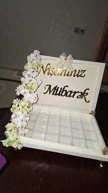 xonca kiraye: Nişan üçün dekorativ şirniyyat/qızılgül qabı - Material: ağ rəngli — 3