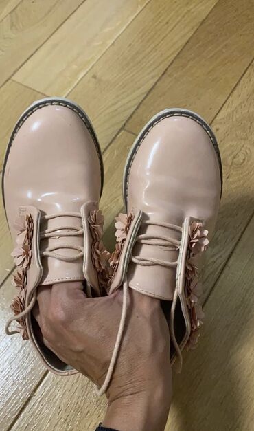 obuca vesna: Low shoes, Zara