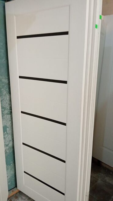 Otaq qapıları: Rusiya istehsalı
qapı modeli 
Zamok
Petlələr
Çərçivələr
Naliçniklər — 8