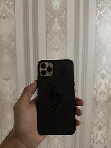 iphone 17 pro max купить в бишкеке: IPhone 11 Pro, Б/у, 256 ГБ, Золотой, Чехол, 78 % — 4