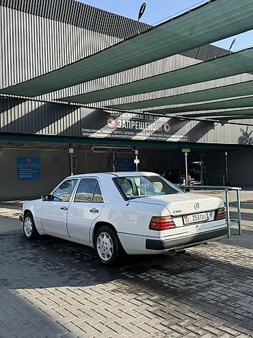 ауди 2 8: Mercedes-Benz W124: 1992 г., 2.3 л, Автомат, Бензин, Седан — 3