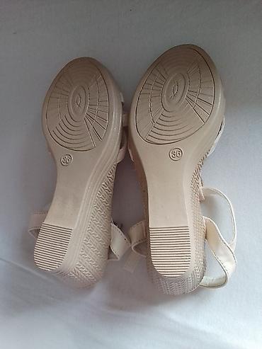 Босоножки, сандалии, шлепанцы: Босоножки новые — 4