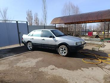 машина капейка: Volkswagen Passat: 1989 г., 1.8 л, Механика, Бензин, Седан — 3