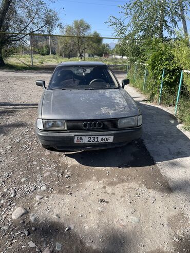 Audi: Audi 80: 1988 г., 2 л, Механика, Бензин, Седан