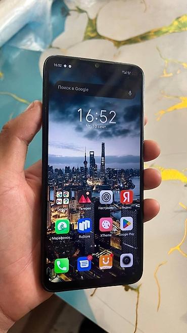 скупка iphone 8: Infinix HOT 30i, Б/у, 128 ГБ, цвет - Белый — 3