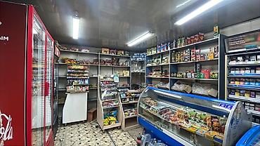 аренда сталовой: Продуктовый киоск «Даяна» — небольшой магазин у дома с широким — 2
