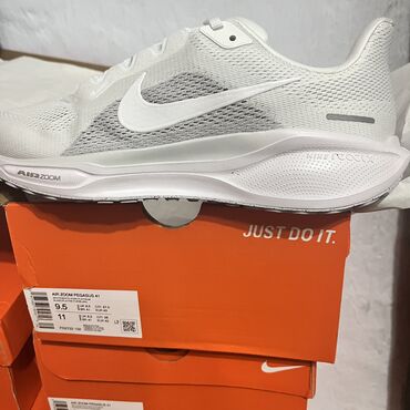 платье футляр большого размера: Эркектердин кроссовкасы, 42, Nike, Жаңы, түсү - Ак, Акысыз жеткирүү, Акылуу жеткирүү