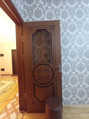 Qapılar və aksessuarlar: Dekorativ dizaynlı otaq qapıları - Material: ağac teksturasına malik — 4