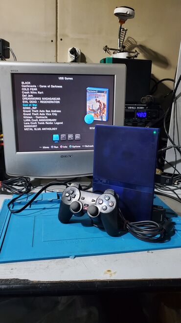 pleystation: Playstation 2 в прозрачном синем корпусе прошитая freemcboot, флешка